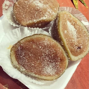 Casco de naranja con arequipe